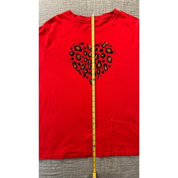 Cute Red T-shirt, animal print heart - Picture 5 of 5